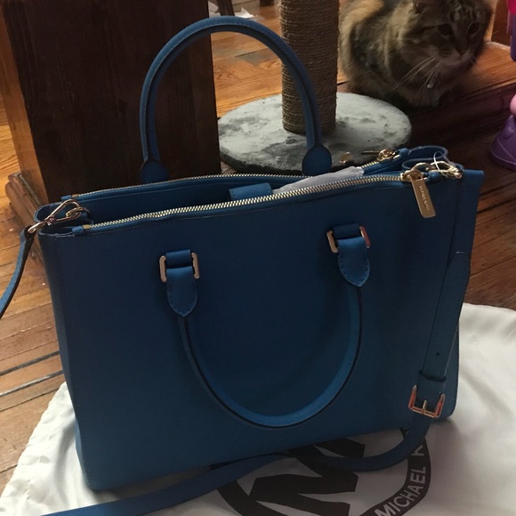 Hand bag - Picture 2 of 3